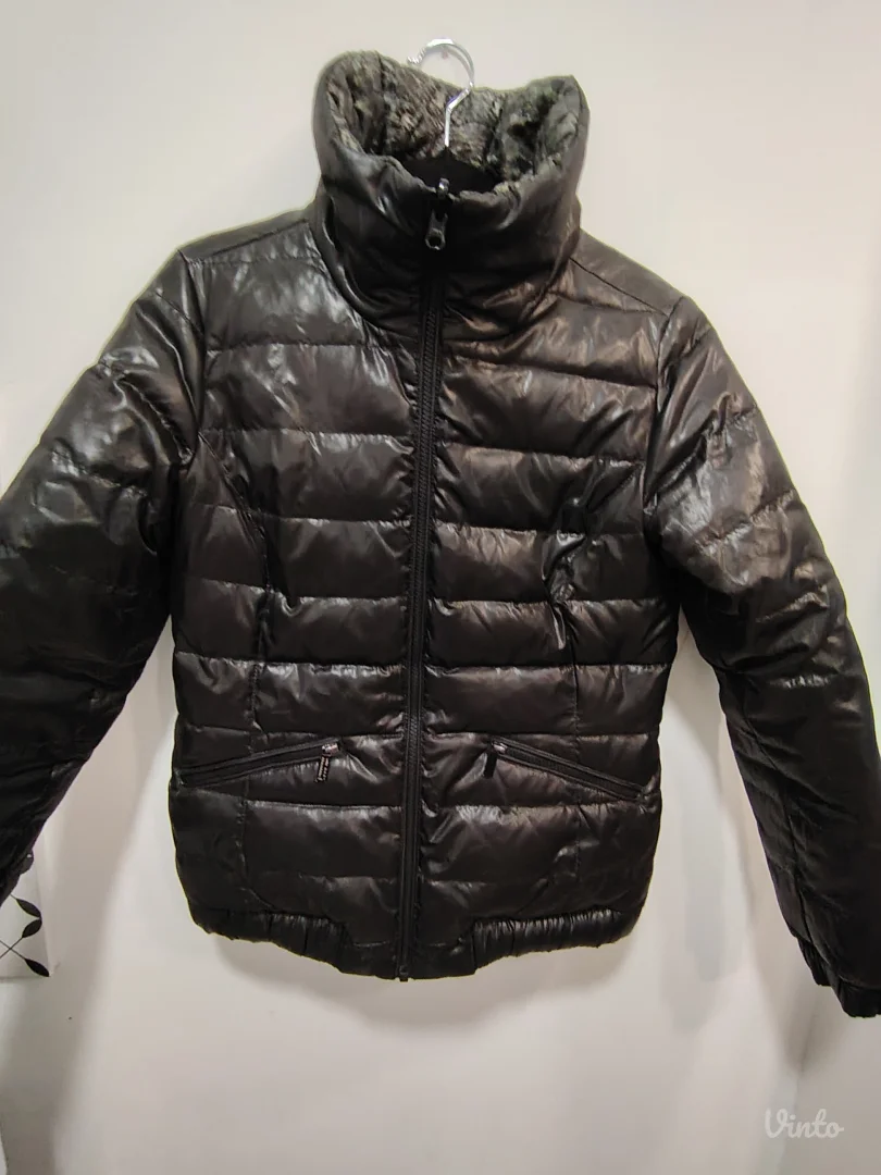 Perjana jakna sa dva lica