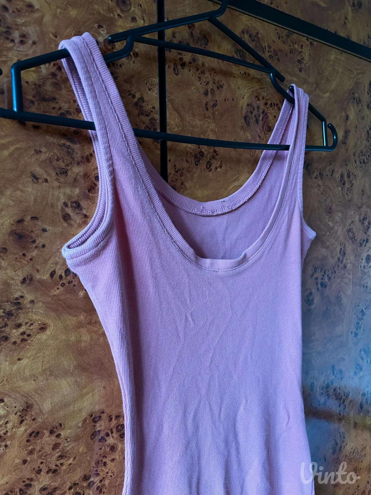 Roze haljina