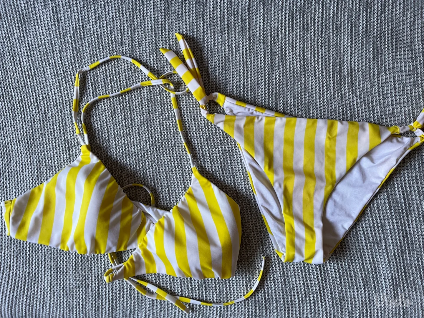 Calzedonia kupaći