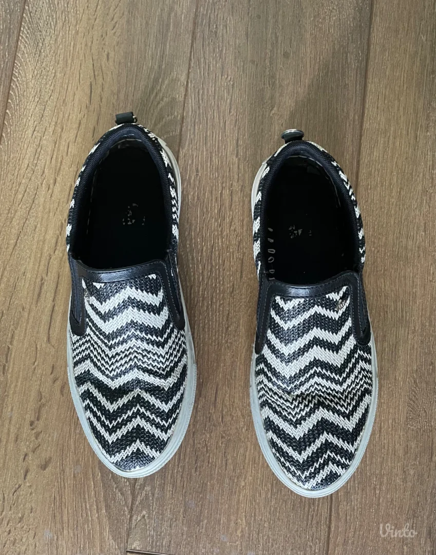 Espadrile