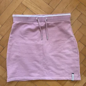 Superdry suknja