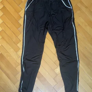 H&M trenerka