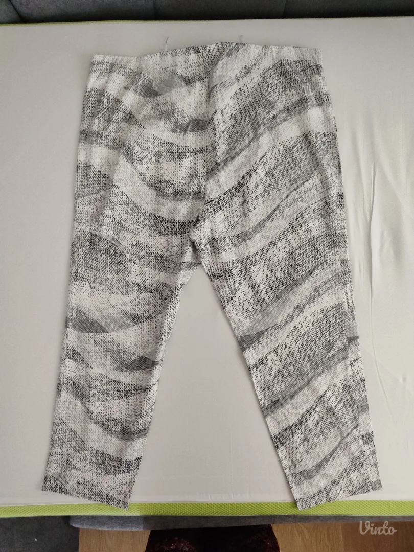 Pantalone Ula Popkin letnje broj 54 nove