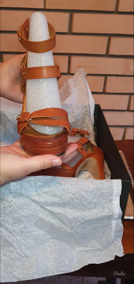 Braon kožne platform sandale sa kaiševima