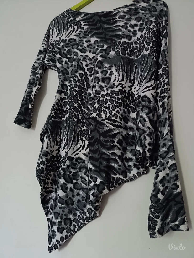 Asimetricna bluza M