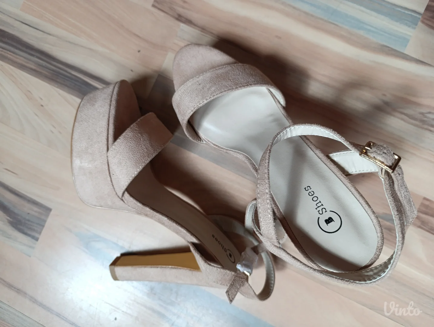 Nove 39