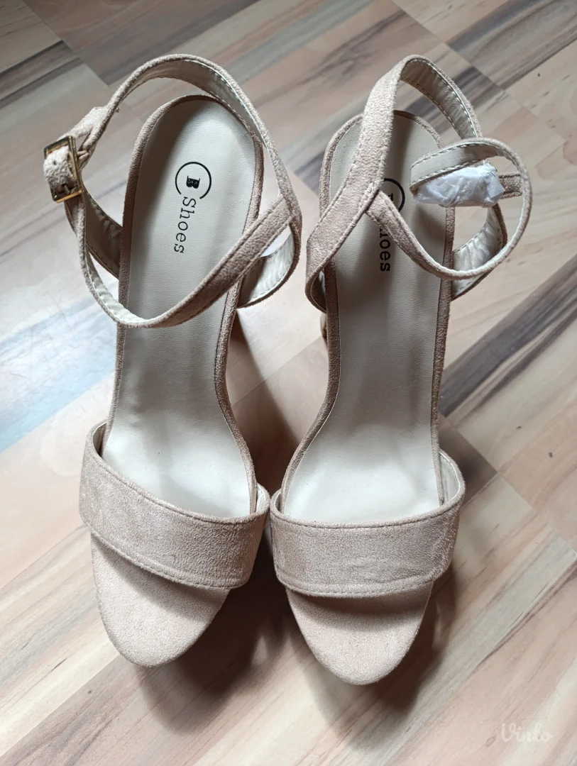 Nove 39