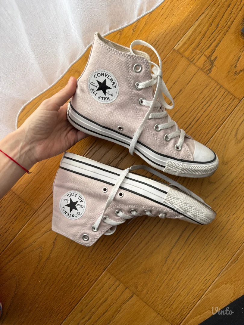 Converse roze starke
