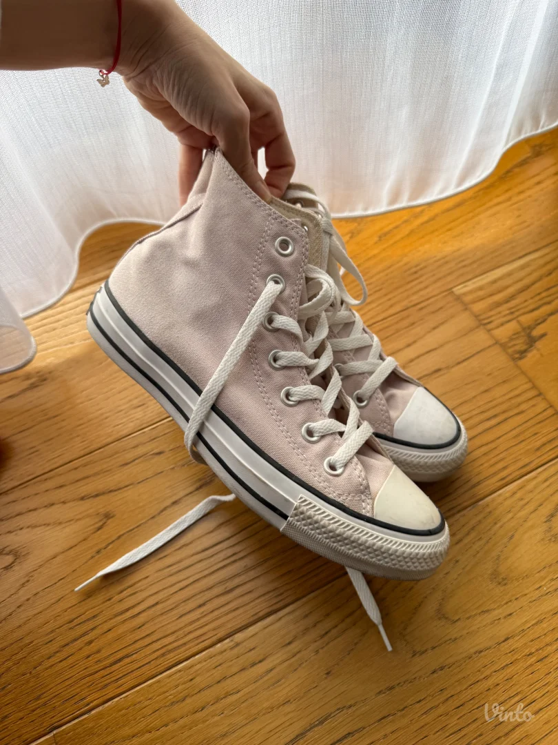 Converse roze starke