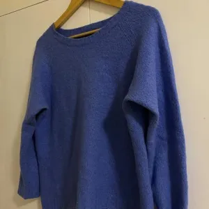 Max Mara plavi vuneni džemper 40