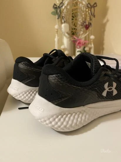 Under Armour patike 40