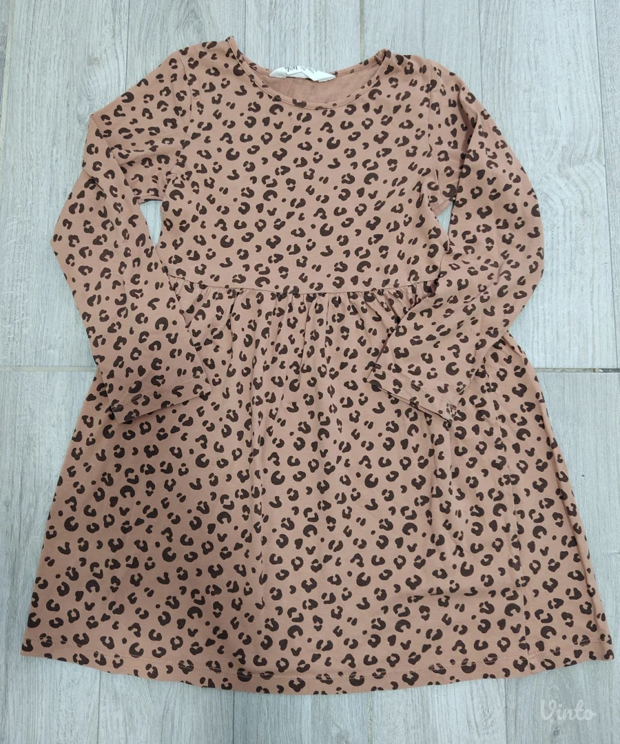 7 dečijih haljinica 2500 dinara