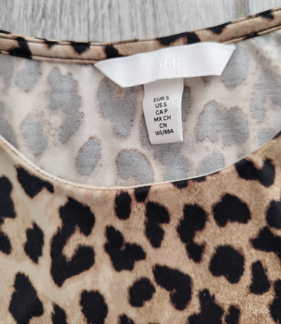 H&m majica i farmerke