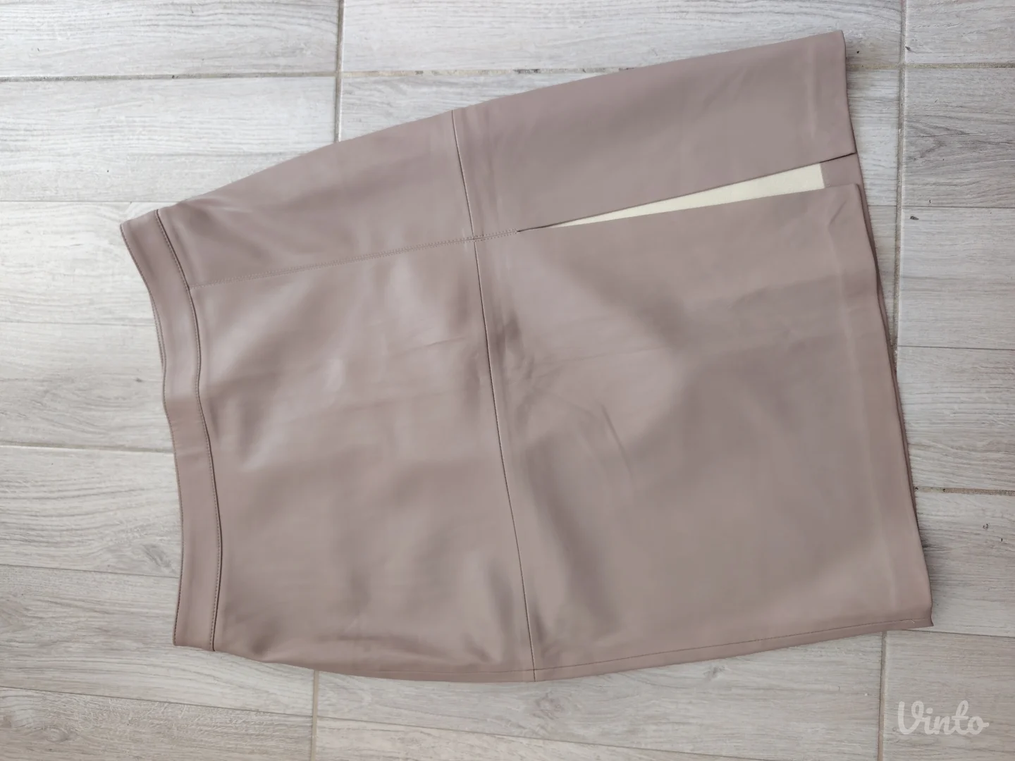 Set suknja i košulja