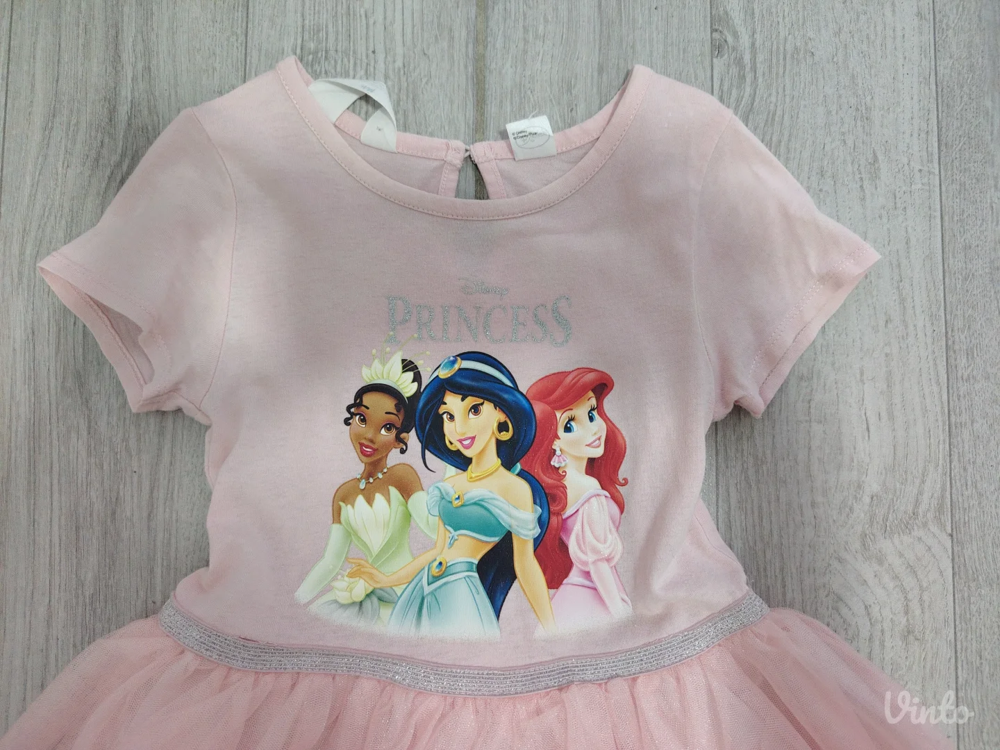 7 dečijih haljinica 2500 dinara