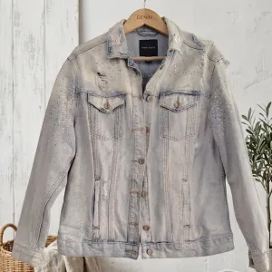 Teksas jakna moderna