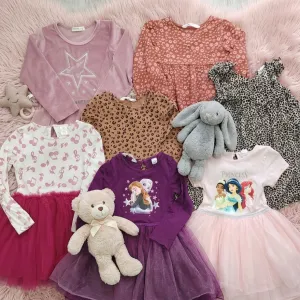 7 dečijih haljinica 2500 dinara