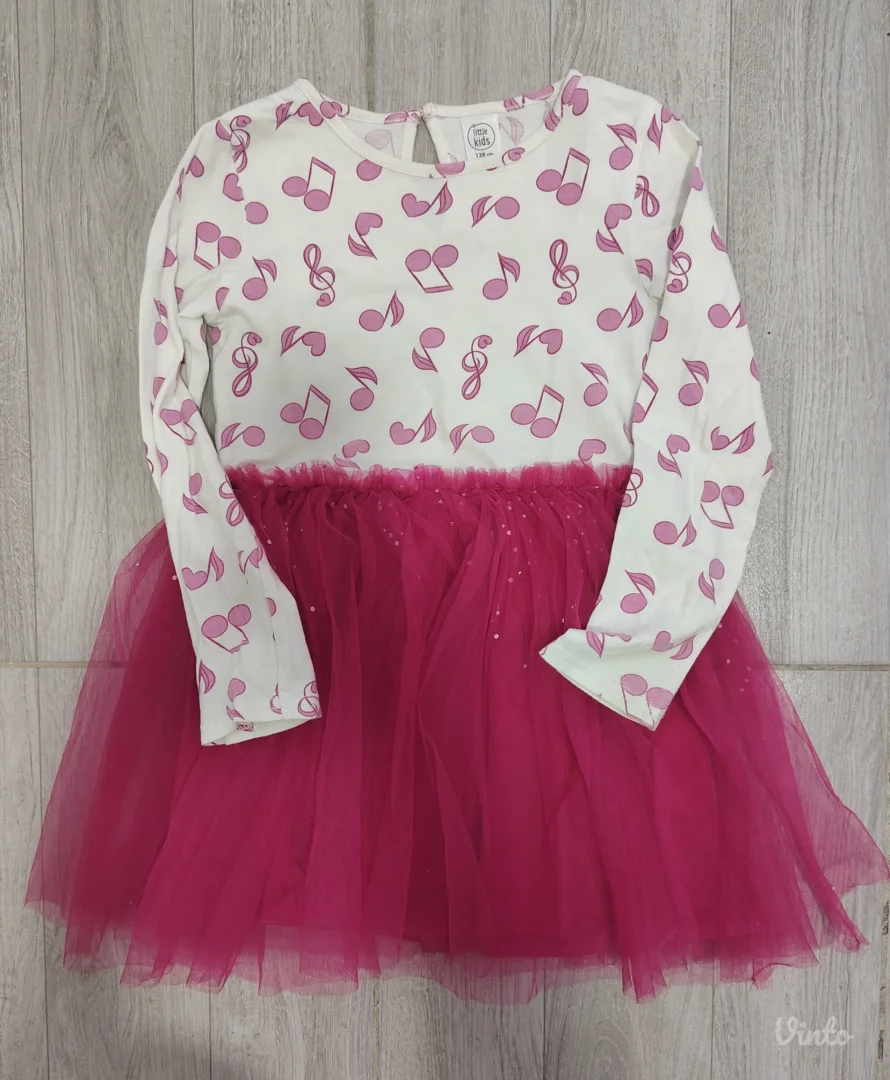 7 dečijih haljinica 2500 dinara