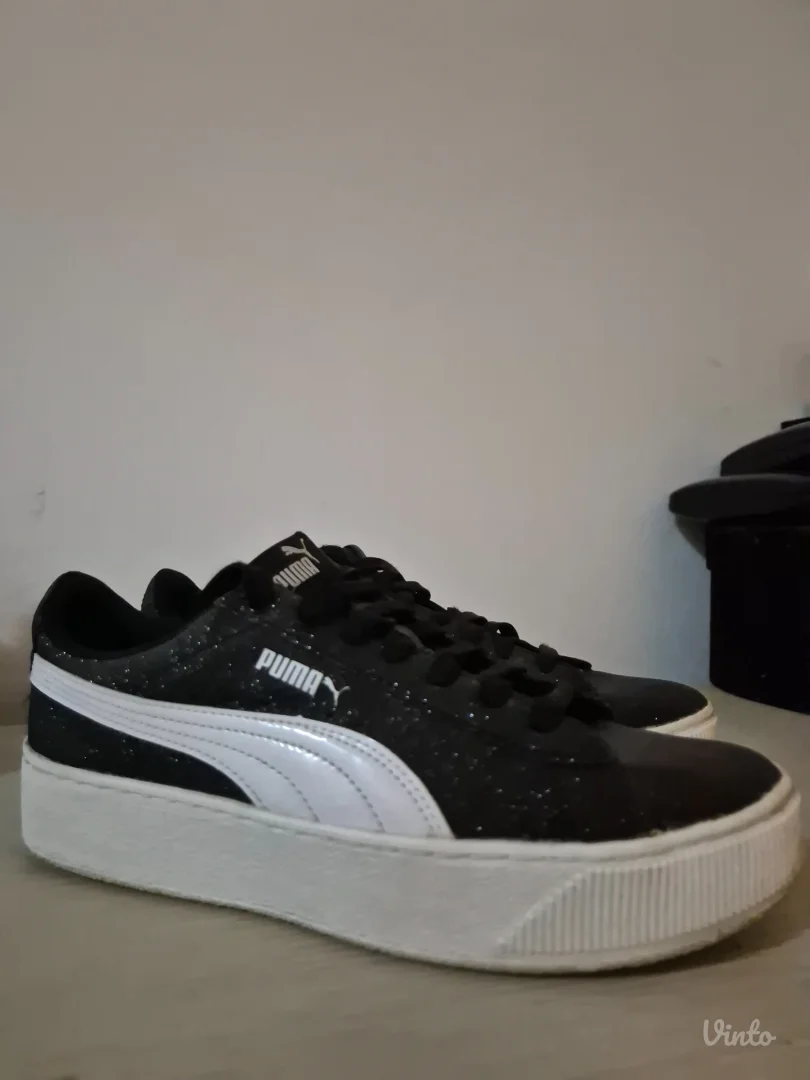 Puma-crne zenske patike