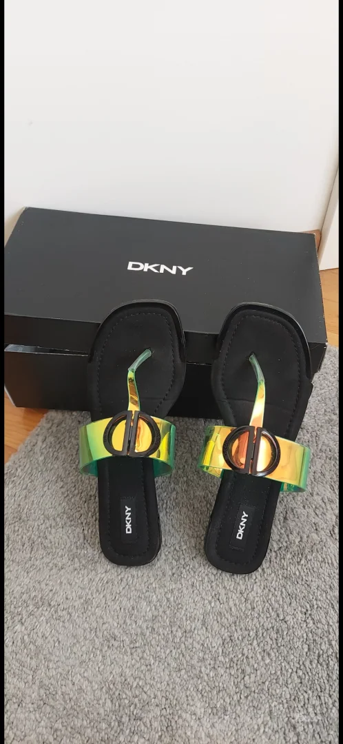 Letnje japanke DKNY