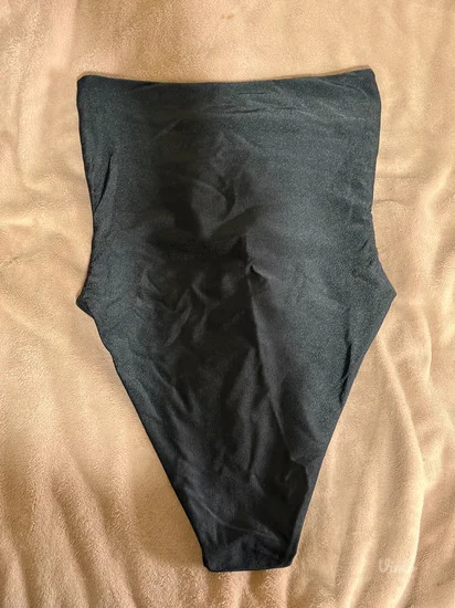 Yoa kupaci NOVO SA ETIKETOM