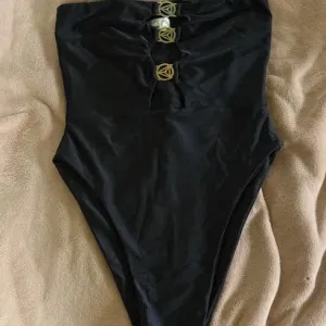 Yoa kupaci NOVO SA ETIKETOM