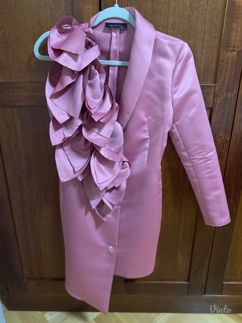 Marko Jovic atelier- HALJINA