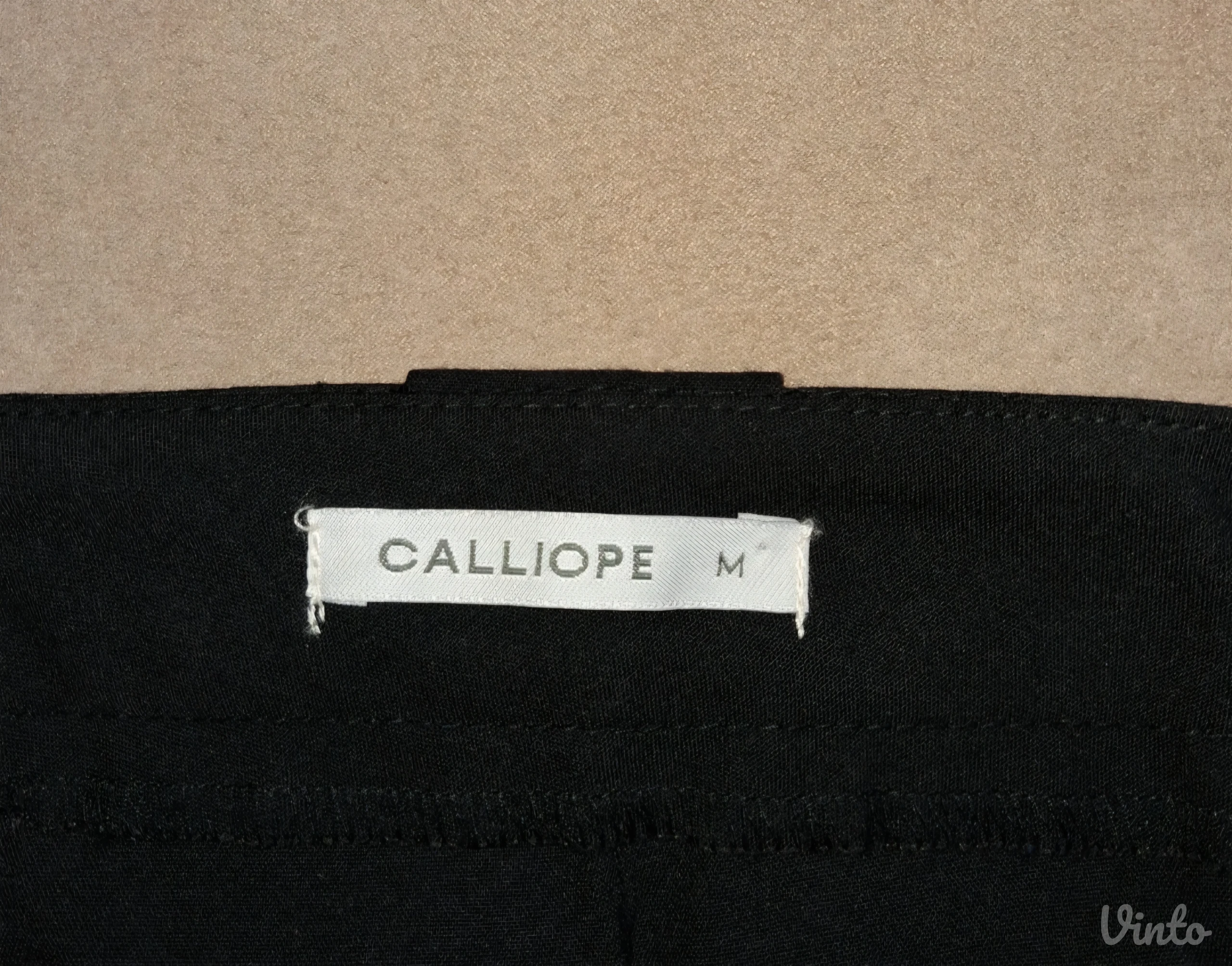 Calliope Crna suknja do kolena