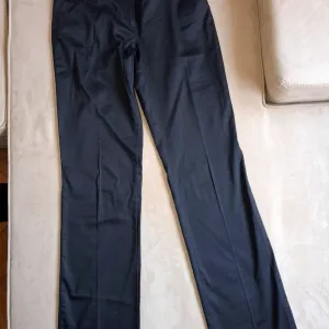 Mango pantalone