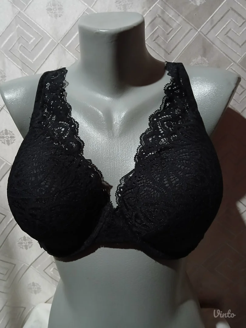 Lindex Crni Brus sa Cipkom 95B