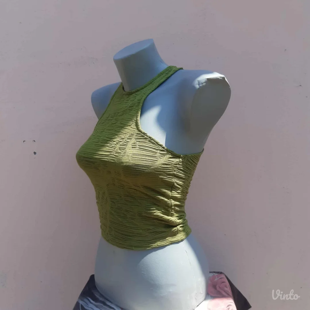 Bershka crop majica XS/S