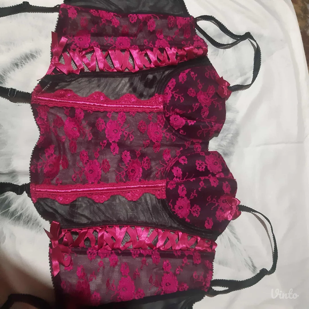 Sexy Pink/Crni Korset sa halterima 75C