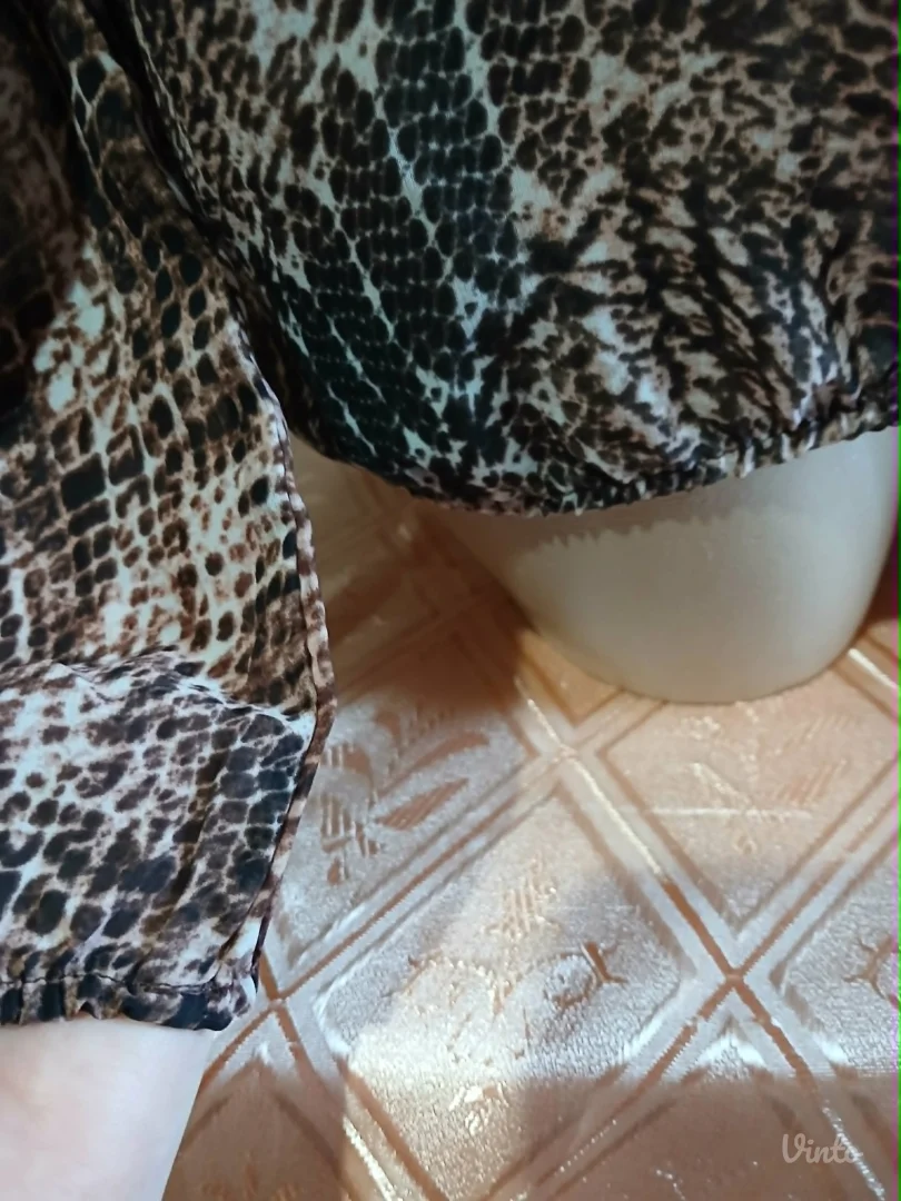 Amisu snake print providna bluza S