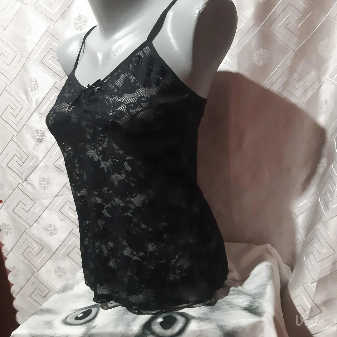 Crna Čipkasta Majica M/L