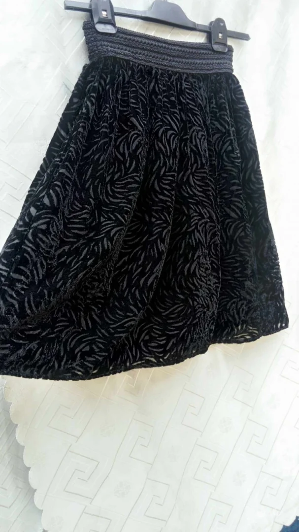 Suknja sa Plišanim printom S-L