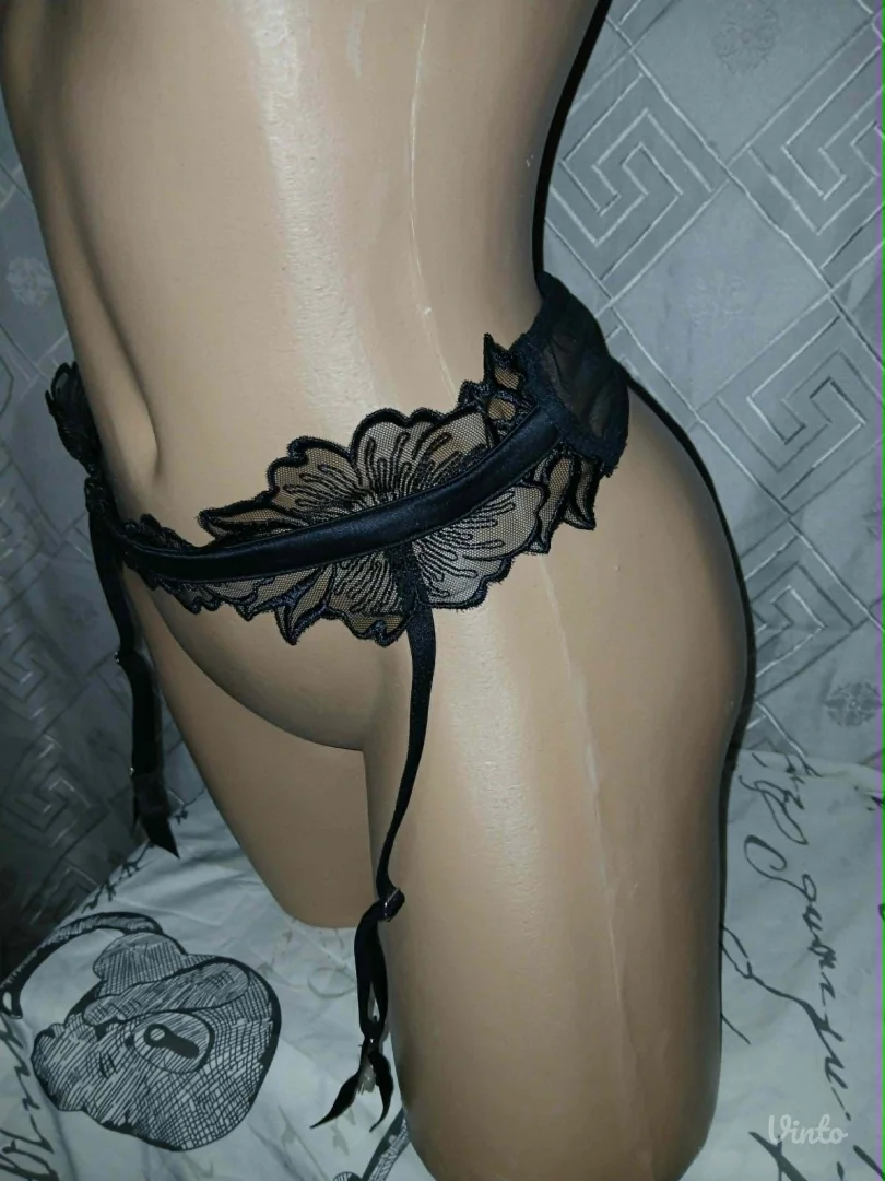 Intimissimi Sexy crni prelepi halteri M/L