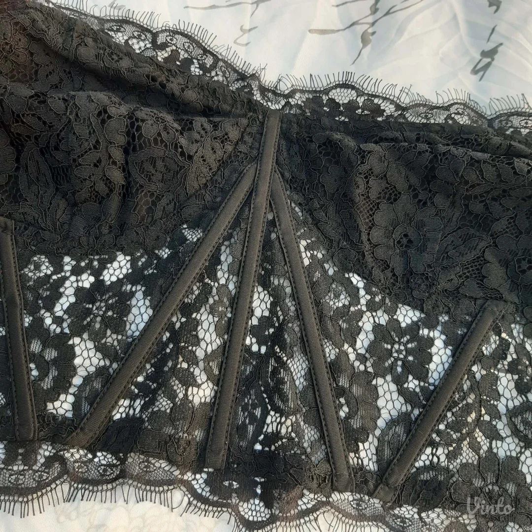 Missguided Sexy Crni Korset Top od Cipke XL Novo sa Ett.