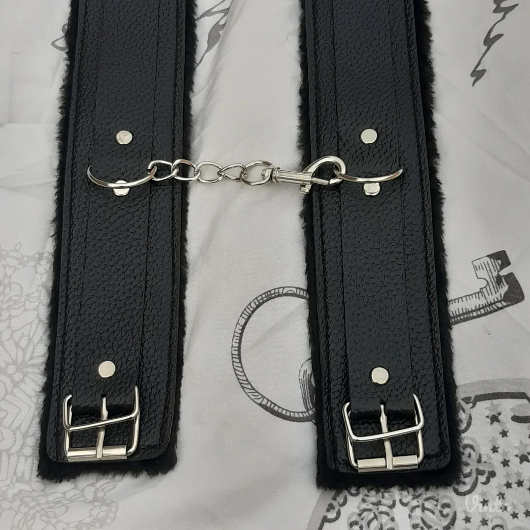 NovI vezovi za ruke Fetish