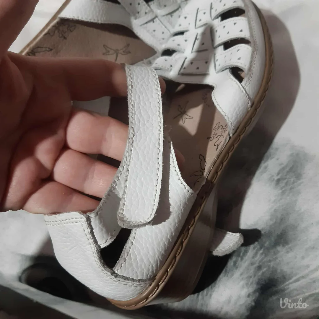 Bele Cipele/Sandale 39