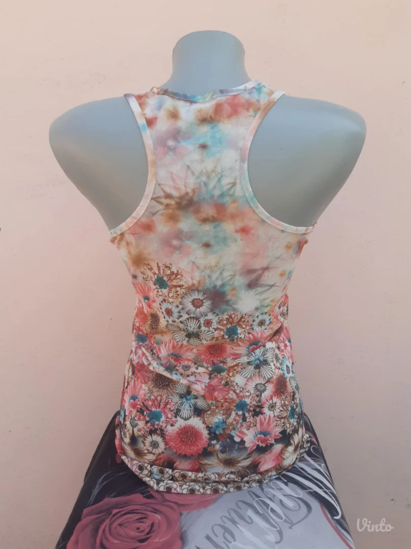 Mrezasta floral sarena majica S/M