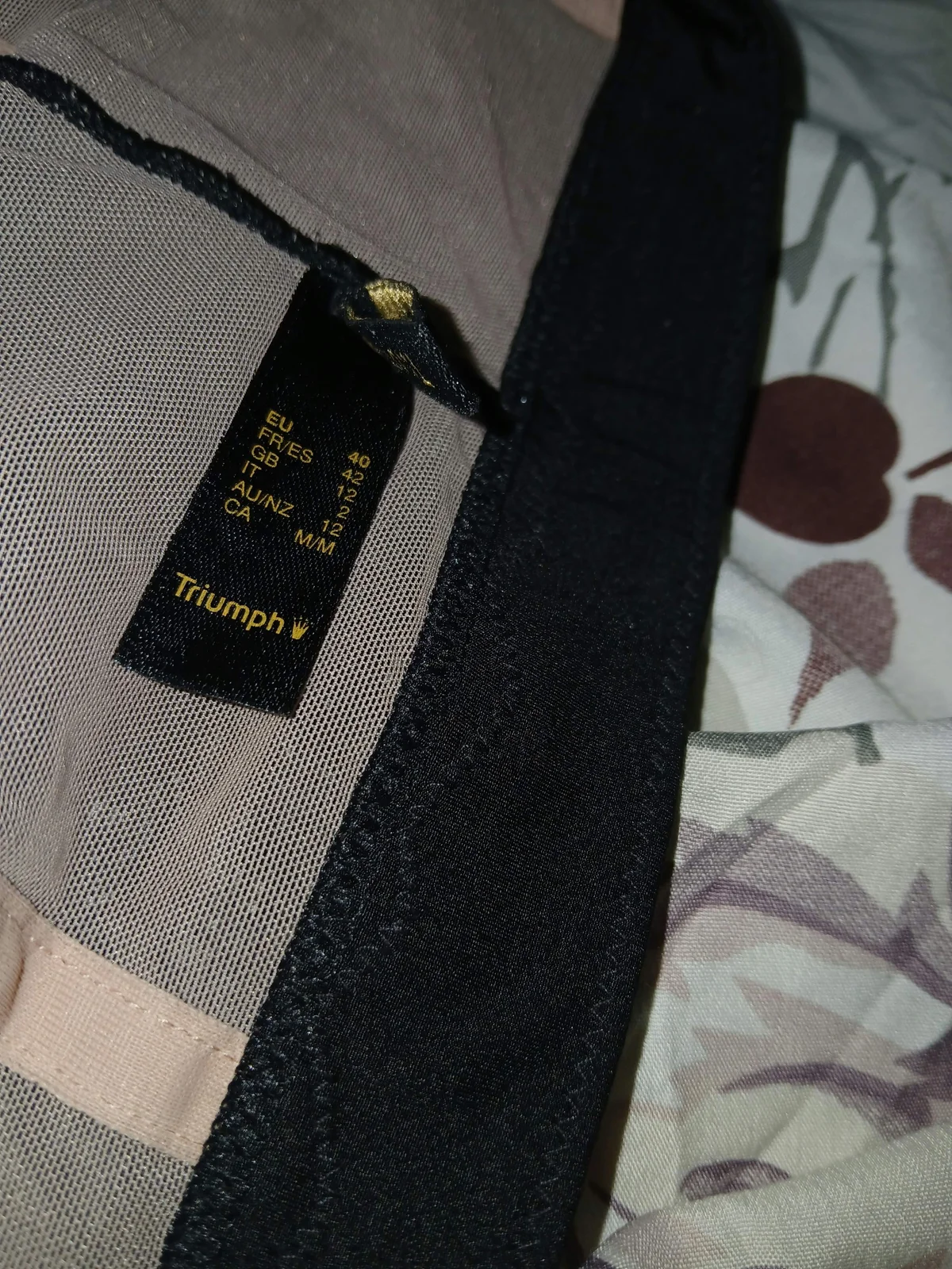 Triumph suknja steznik sa halterima M/L