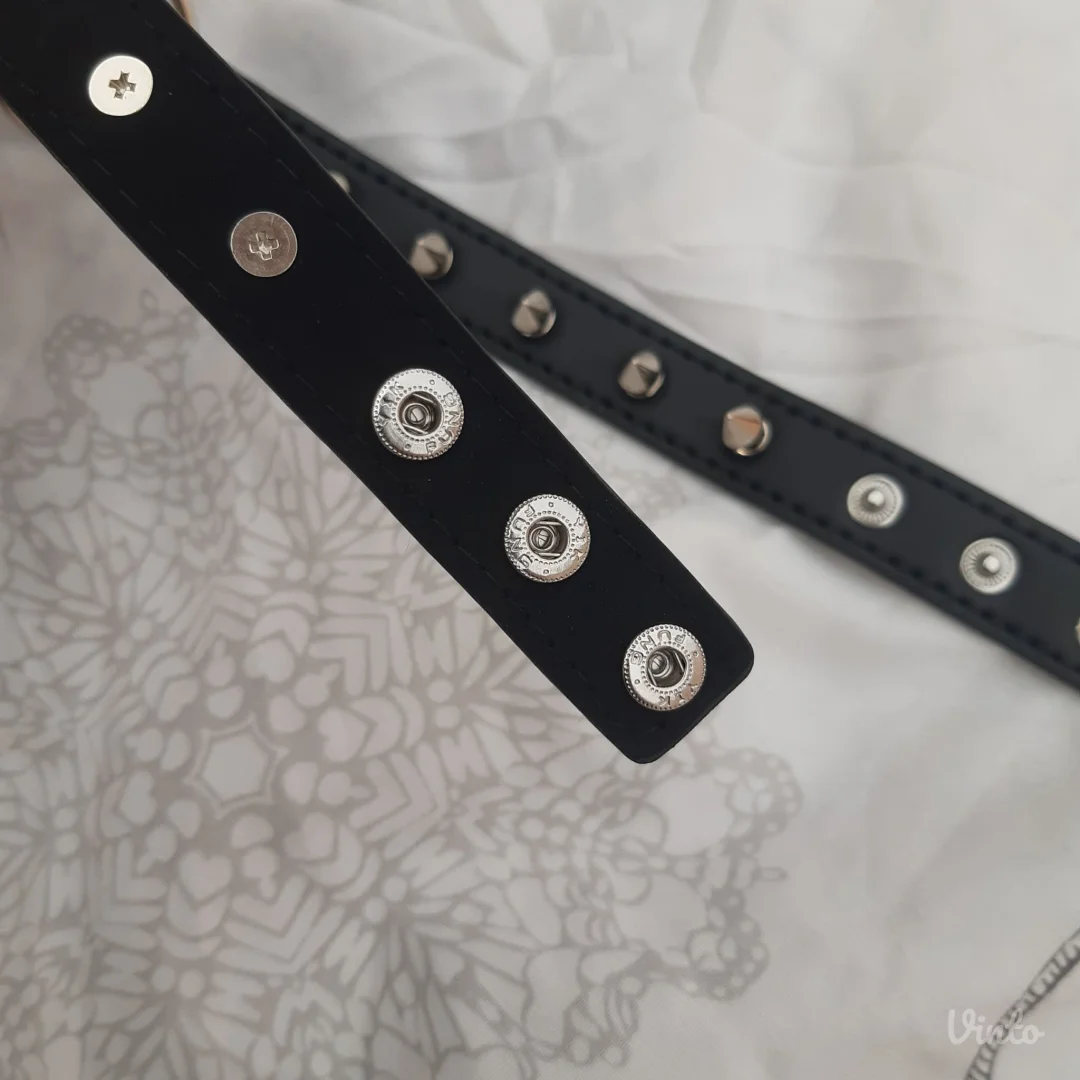 Nov Goth Choker sa bodljama