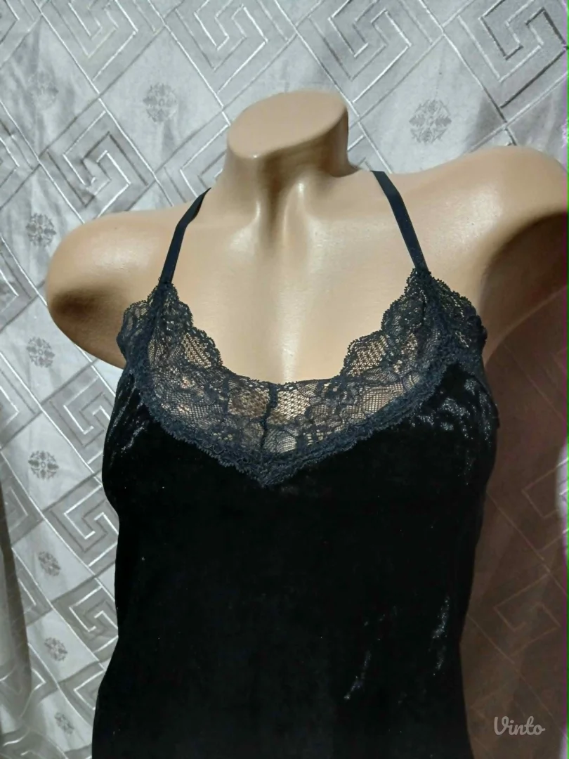 Hunkemoller plišana crna majica S-M