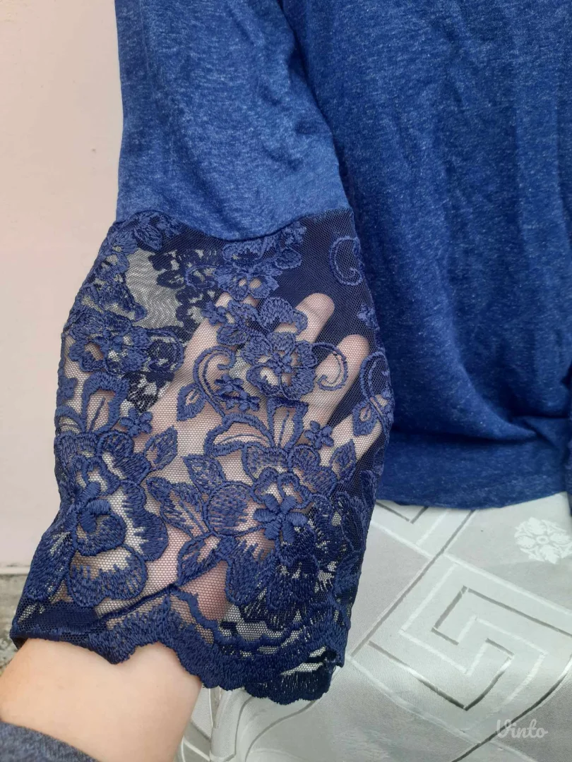 Plava bluza sa cipkom XXL-XXXL