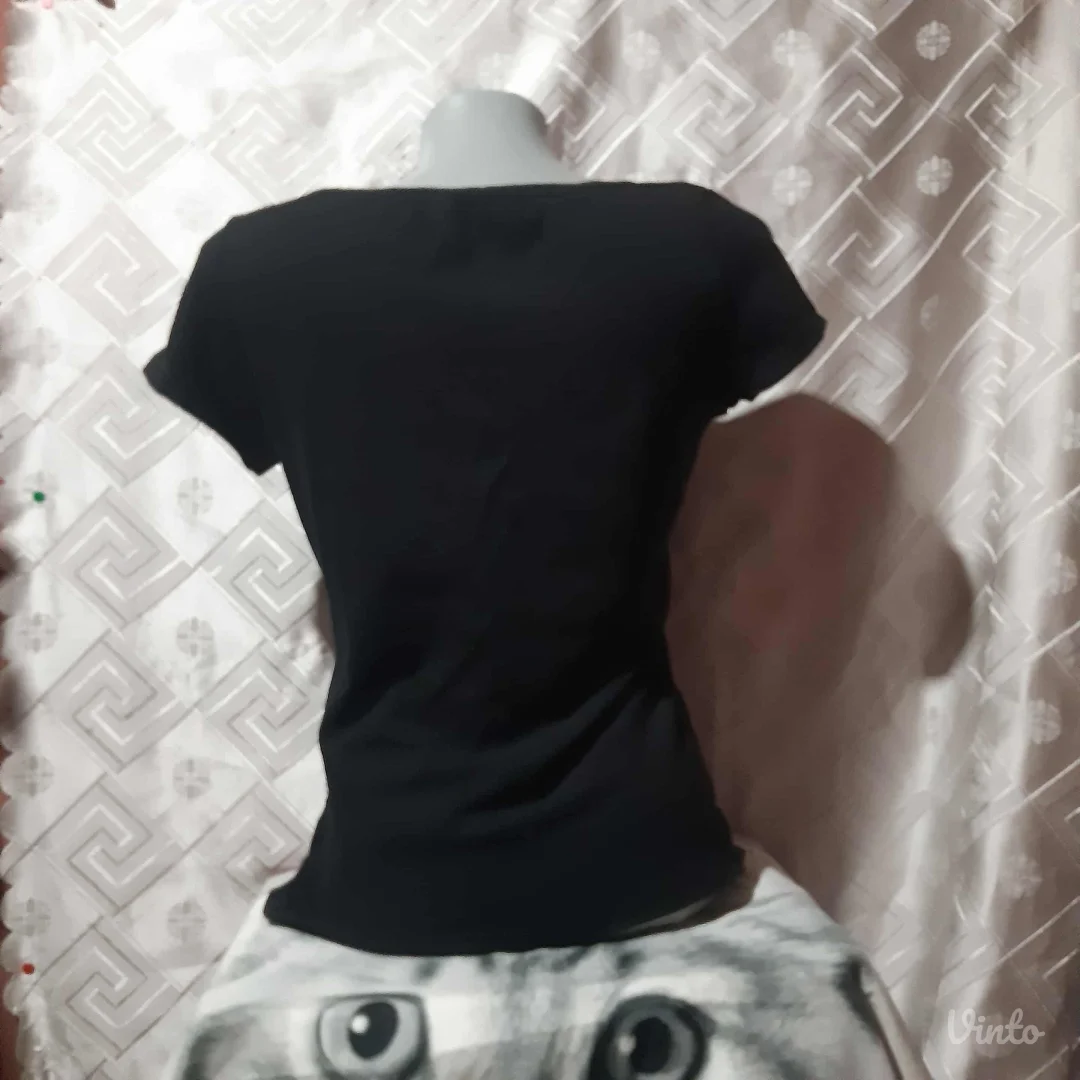 Mrežasta crna tunika i crna majica M/L