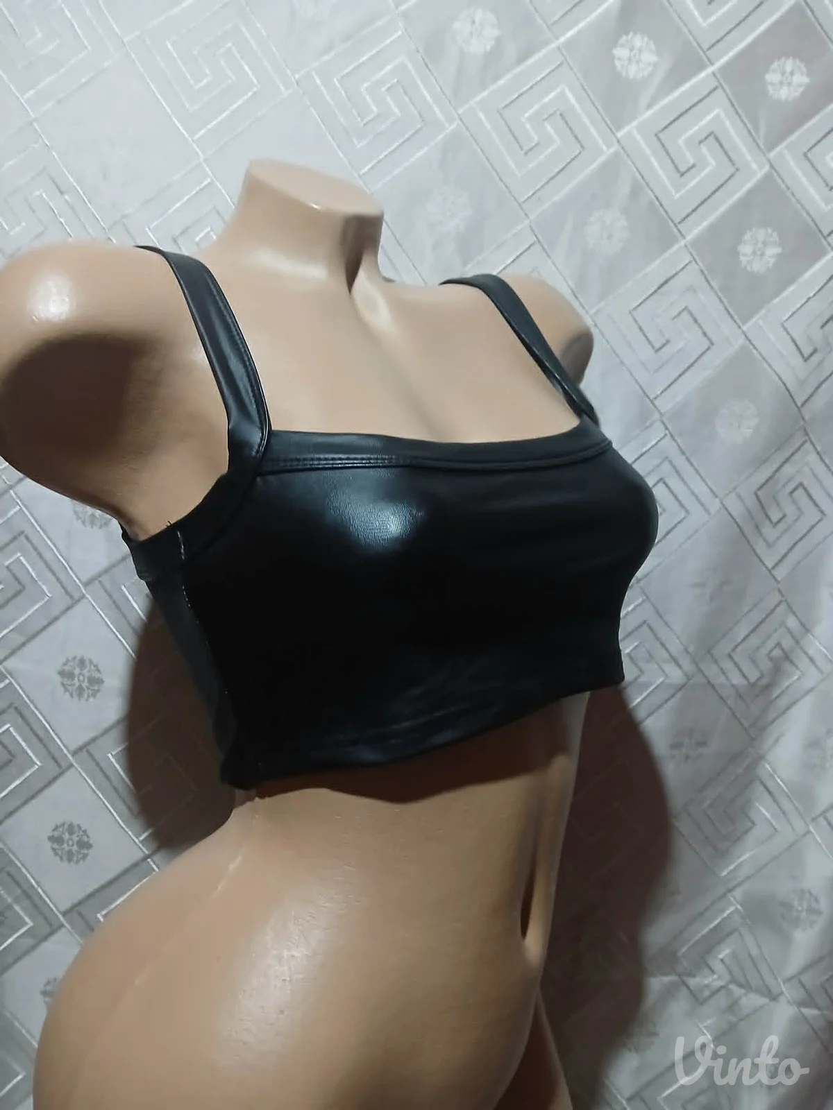 Latex/spandex top S