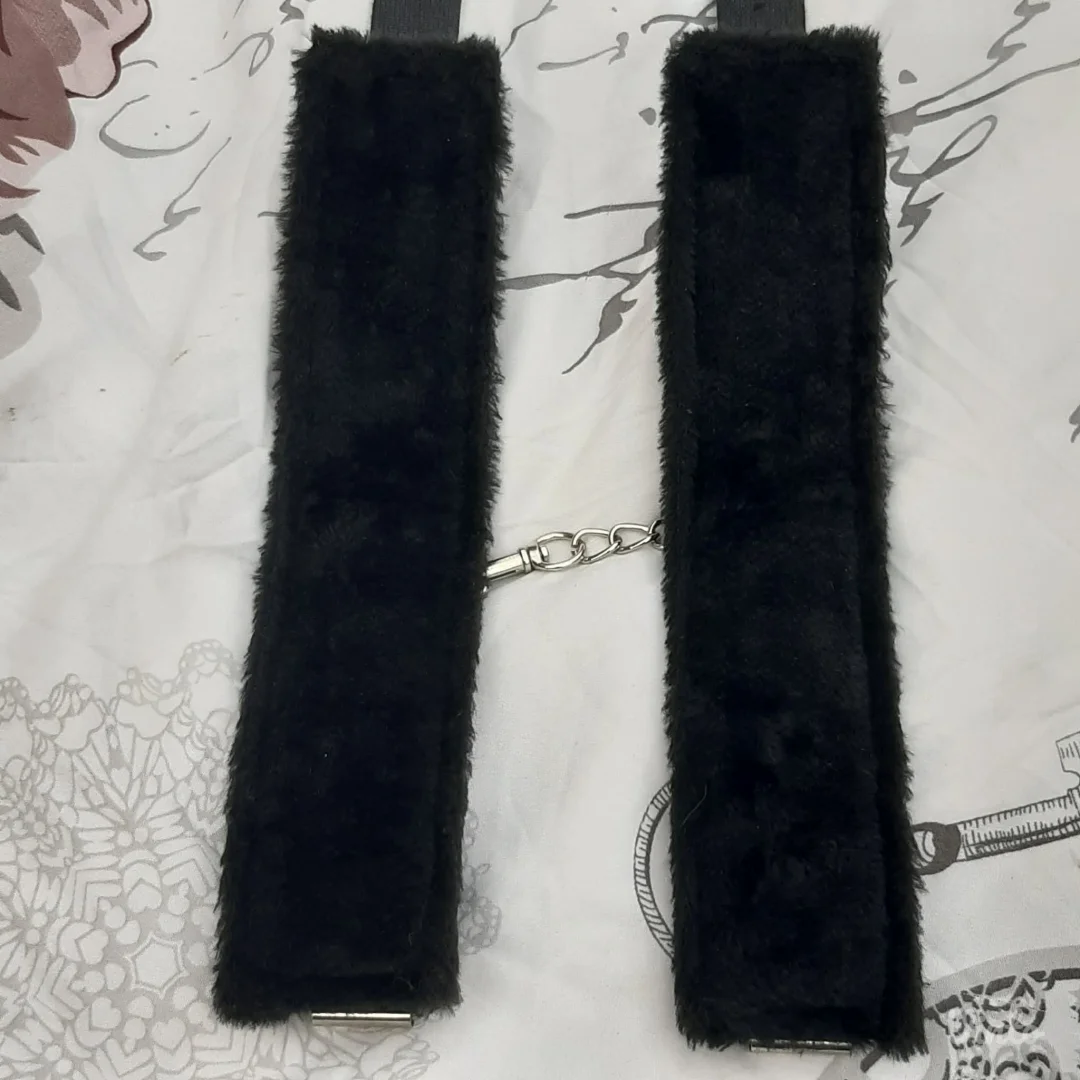 NovI vezovi za ruke Fetish