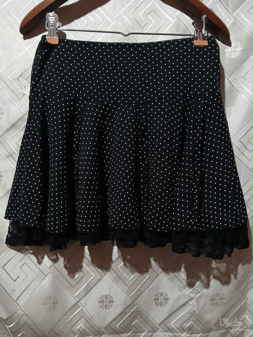 Mini suknja na tufnice S/M