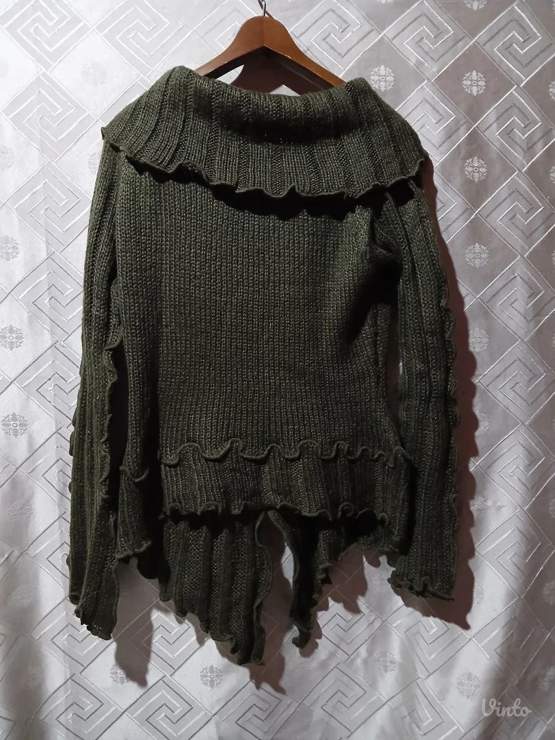 Neobican dzemperak S/M