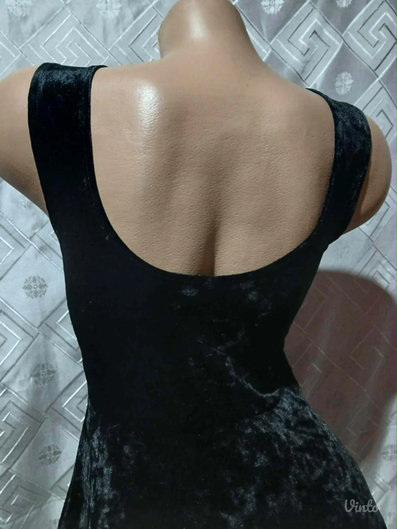 Goth Plisana Crna Haljina M